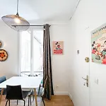 146 - Urban Cosy Flat In Paris