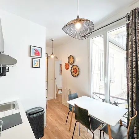 Apartment 146 - Urban Cosy Flat In